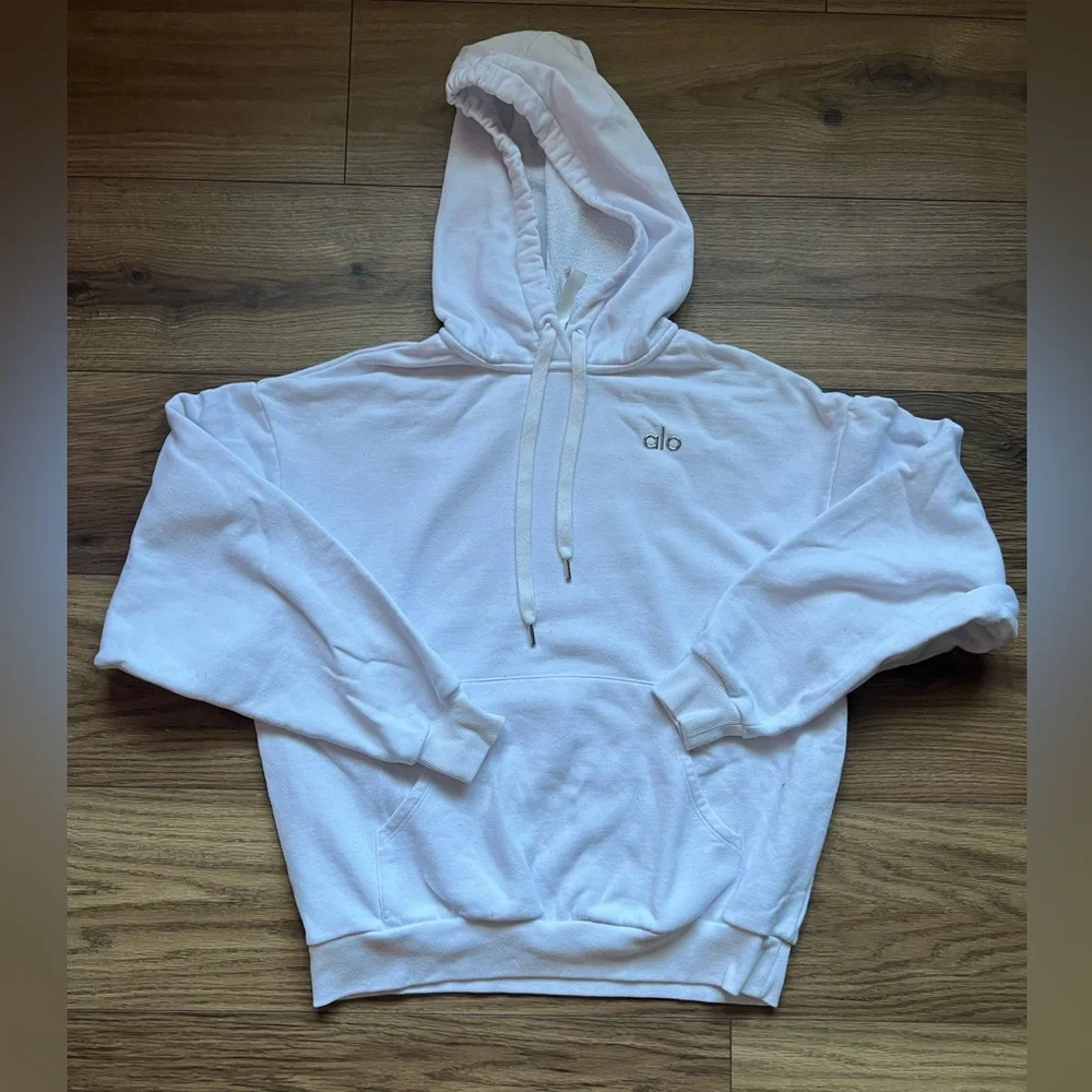 ALO Yoga Women's Accolade White Hoodie
